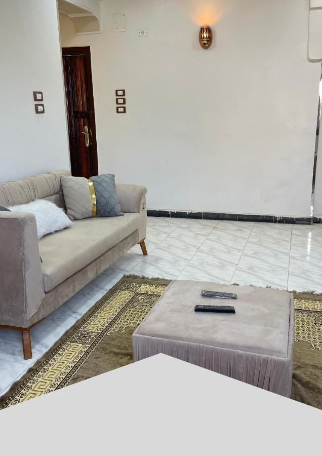 Appartamento Tabia Tower City Center Assuan Esterno foto